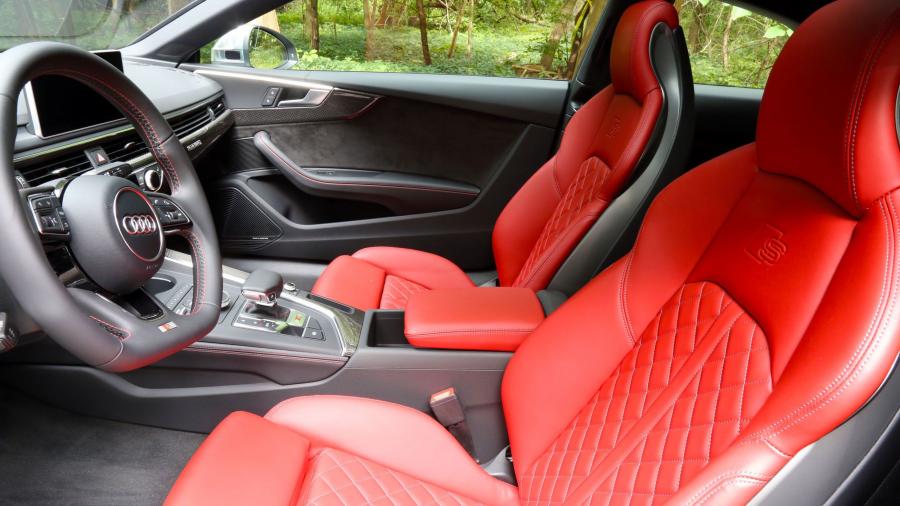 Интерьер Audi S5 Coupe 2017 года  (NA) (фото 55 из 62)